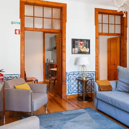 Alfama Terrace With Authentic Xviii Tiles And Historic Notes 3 Bedrooms & 2 Bathrooms Ac * Lissabon